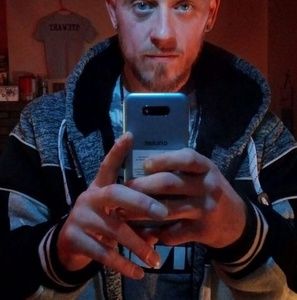 Meet your Posher, Bobby